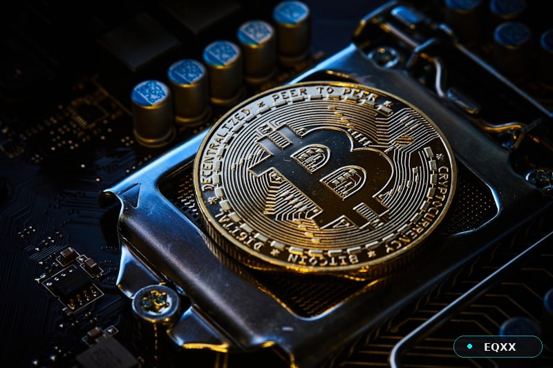 Биткойн падает ниже $60 000: крипторынок теряет 17% за неделю